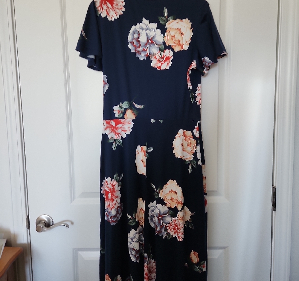Navy Floral Maxi Dress - Picture 5 of 5